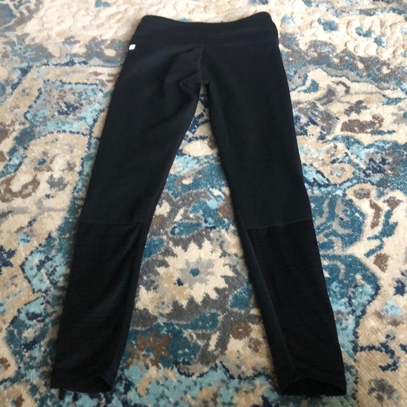 fabletics leggings !! - Picture 5 of 5